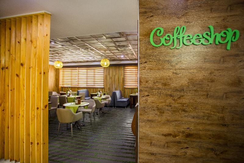 Green City Hotel บิชเคก ภายนอก รูปภาพ