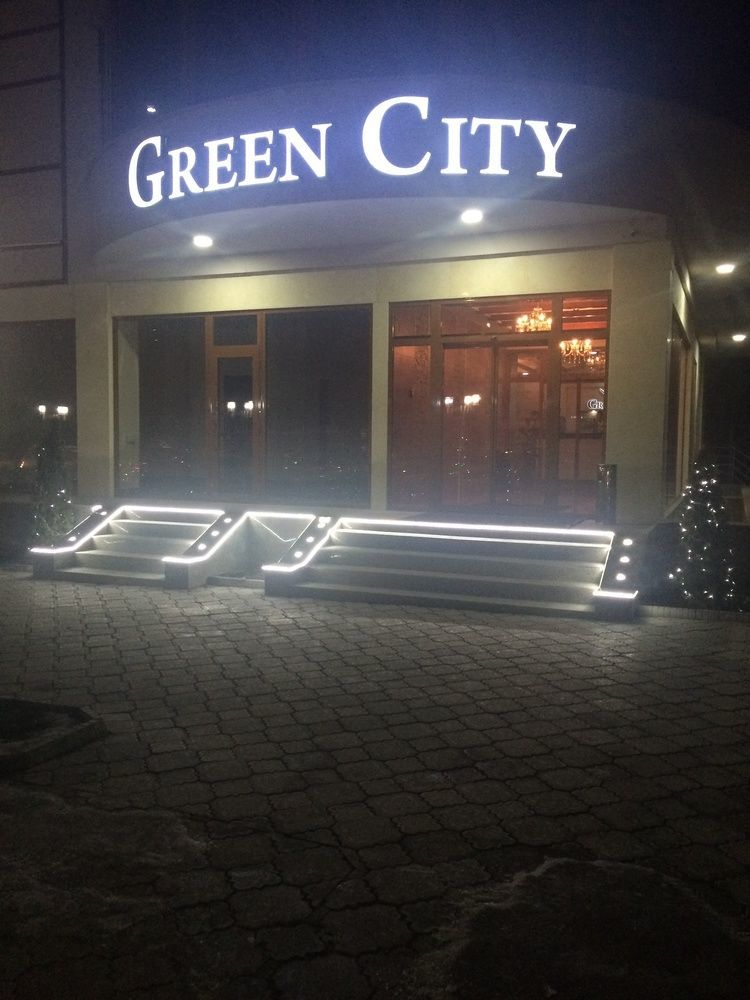 Green City Hotel บิชเคก ภายนอก รูปภาพ